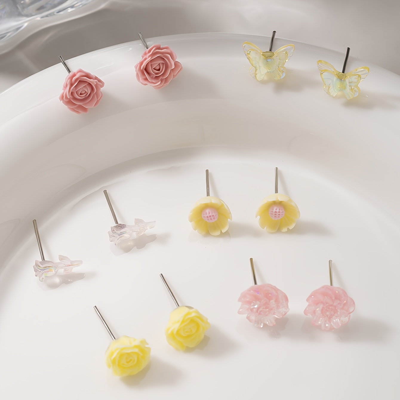 6 Sets Elegant Flower-Shaped Earrings, Unique Design
